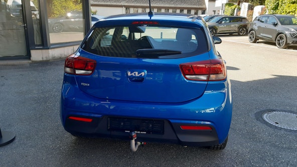 Vehicle image 18 Vehicle image 18