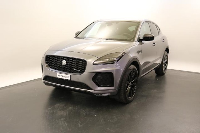 First vehicle image