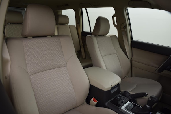 Vehicle image 8