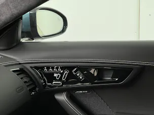 Jaguar F-Type Convertible 5.0 V8 R AWD / Jetzt mit attraktivem 1.99% Leasing