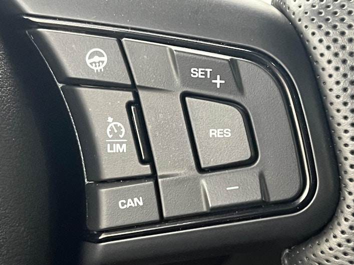 Vehicle image JAGUAR F-TYPE