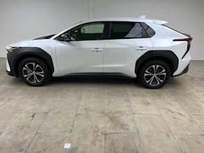 Vehicle image TOYOTA bZ4X 6.6 kw OBC Style AWD
