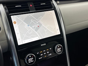 Vehicle image LAND ROVER Discovery 3.0 D I6 300 Metropolitan Edition