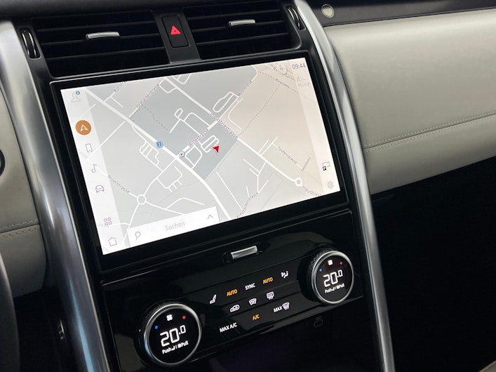 Vehicle image LAND ROVER DISCOVERY