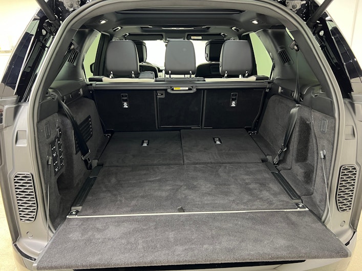 Vehicle image LAND ROVER DISCOVERY