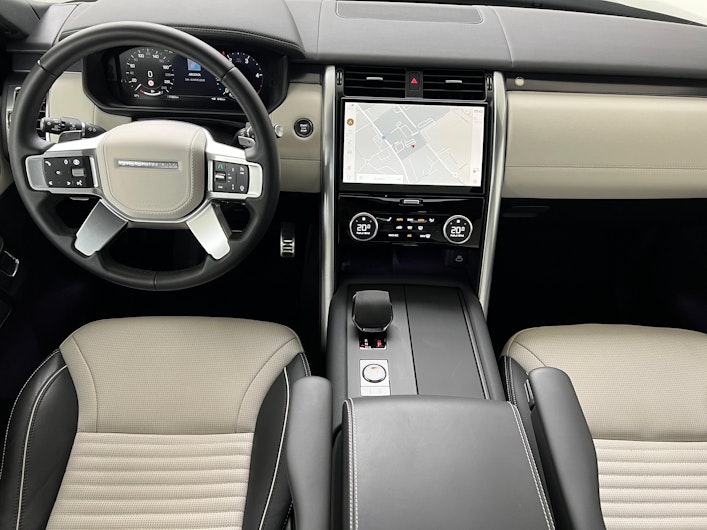 Vehicle image LAND ROVER DISCOVERY