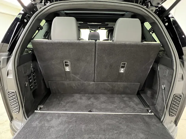 Land Rover Discovery 3.0 D I6 300 Metropolitan Edition / Jetzt mit attraktivem 1.99% Leasing