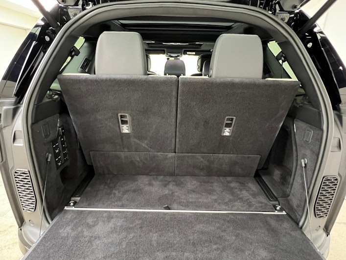 Vehicle image LAND ROVER DISCOVERY