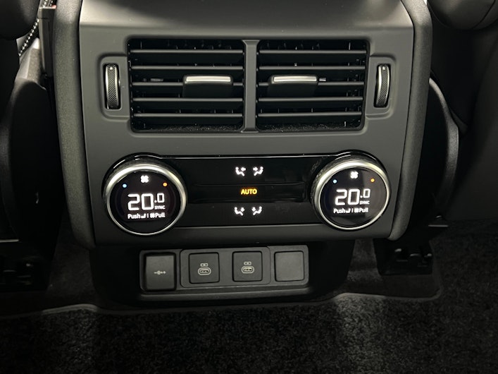 Vehicle image LAND ROVER DISCOVERY