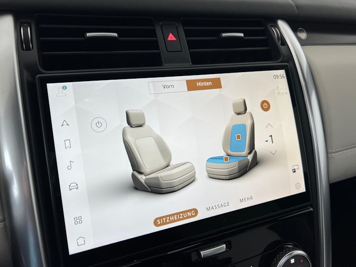 Vehicle image LAND ROVER DISCOVERY