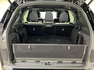 Land Rover Discovery 3.0 D I6 300 Metropolitan Edition / Jetzt mit attraktivem 1.99% Leasing