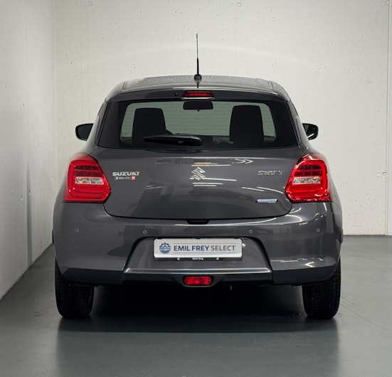 Vehicle image SUZUKI SWIFT