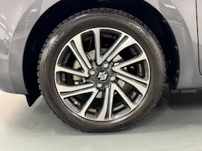 Vehicle image SUZUKI Swift 1.2 Compact Top Hybrid