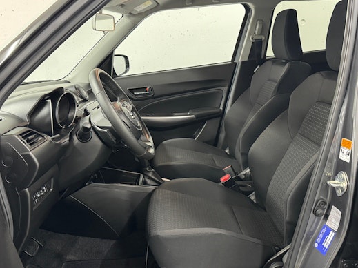 SUZUKI Swift 1.2 Compact Top Hybrid 2