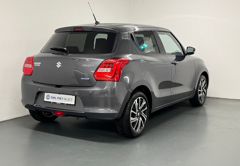 Vehicle image SUZUKI SWIFT