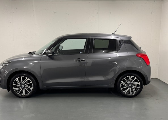 Vehicle image 3 Vehicle image 3