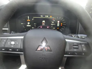 Mitsubishi Outlander 2.4 PHEV Invite 4x4