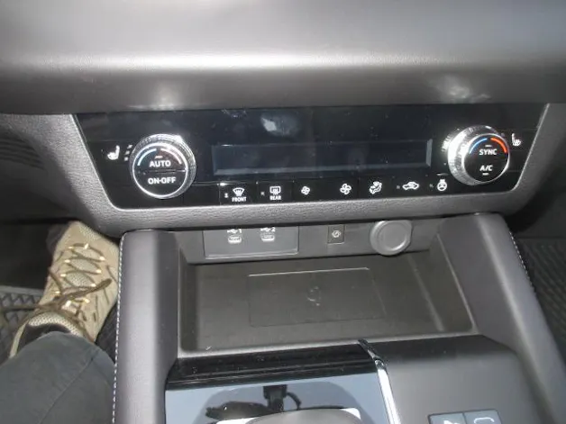 Mitsubishi Outlander 2.4 PHEV Invite 4x4