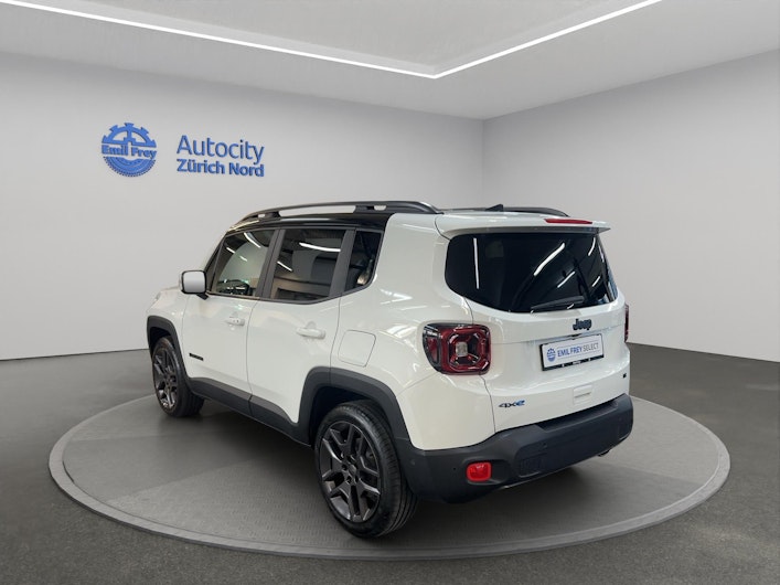 Vehicle image JEEP RENEGADE