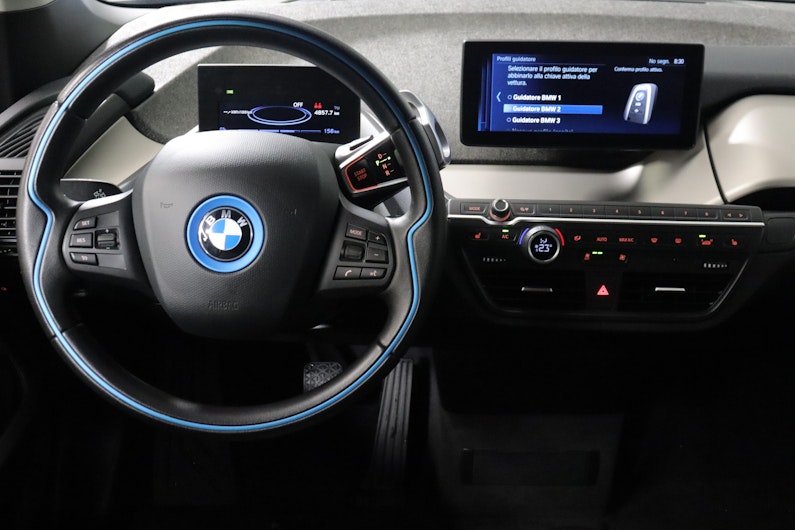 Vehicle image BMW i3