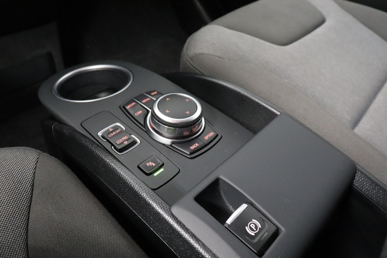 Vehicle image BMW i3