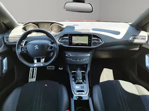 Peugeot 308 2.0 BlueHDi 180 GT