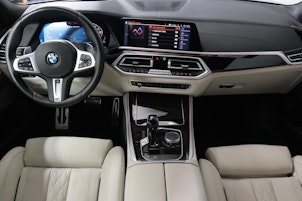 Vehicle image BMW X5 M50i xDrive