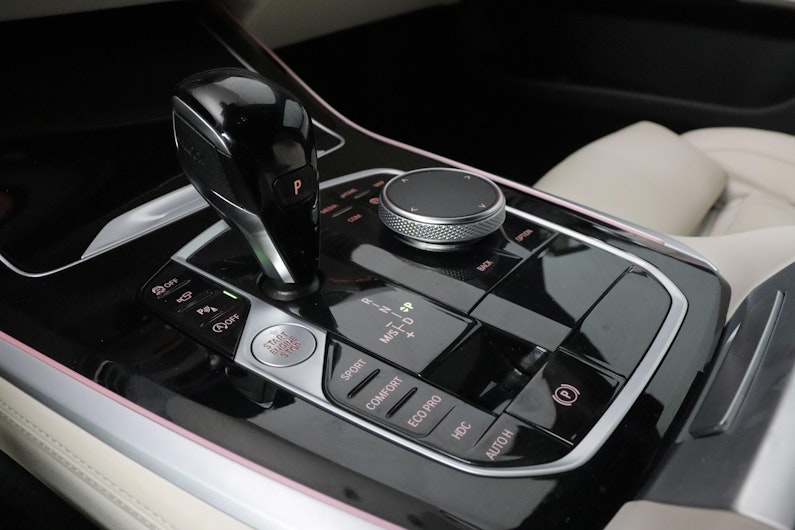 Vehicle image BMW X5