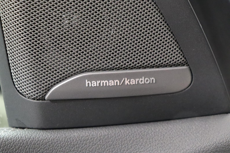 Vehicle image BMW X5