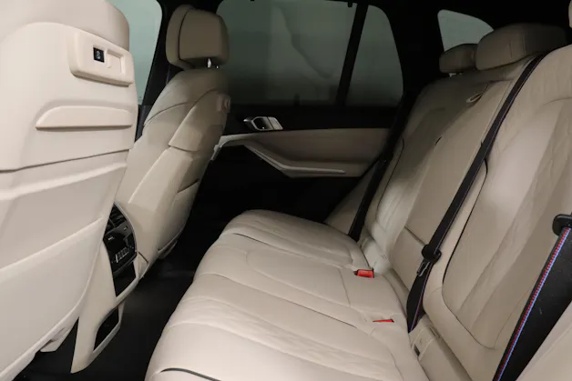 BMW X5 M50i xDrive
