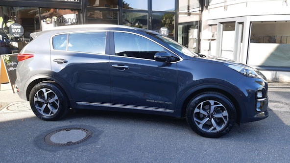 Vehicle image 3 Vehicle image 3