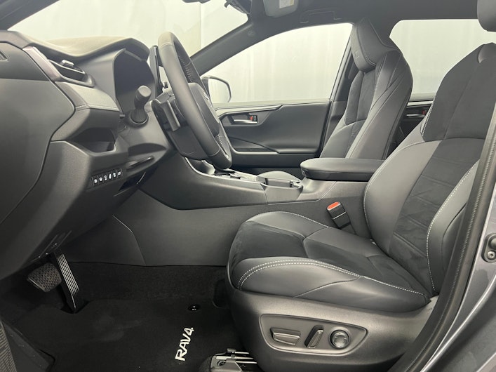 Vehicle image TOYOTA RAV-4