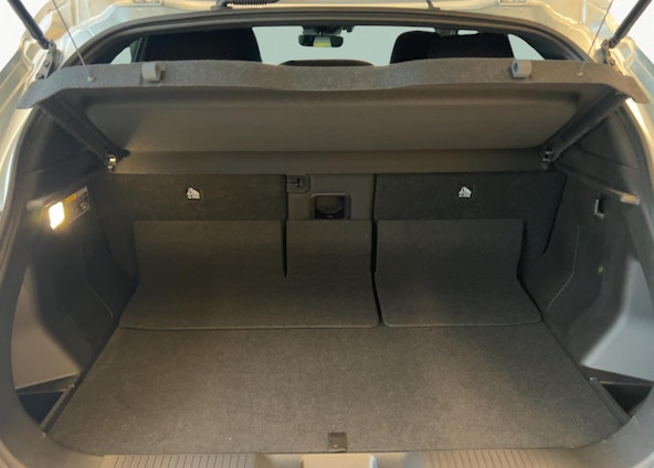 Vehicle image 11 Vehicle image 11