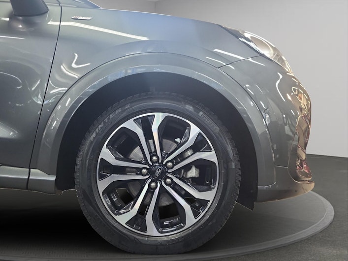 Vehicle image FORD PUMA