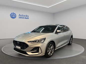 Vehicle image FORD Focus 1.0i EcoB Hybrid 155 ST-Line