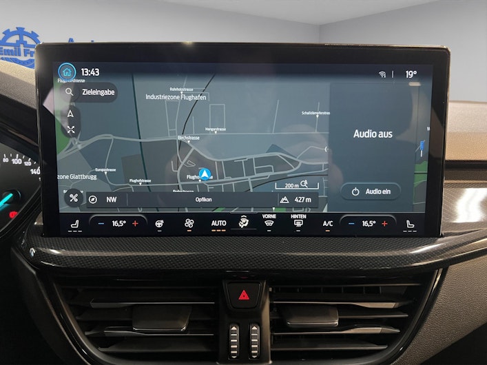 Vehicle image FORD FOCUS