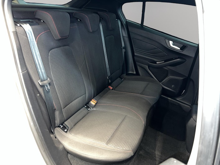 Vehicle image FORD FOCUS