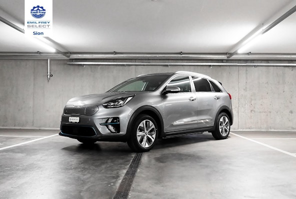 First vehicle image First vehicle image