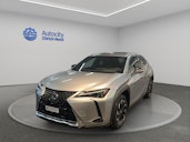 First vehicle image