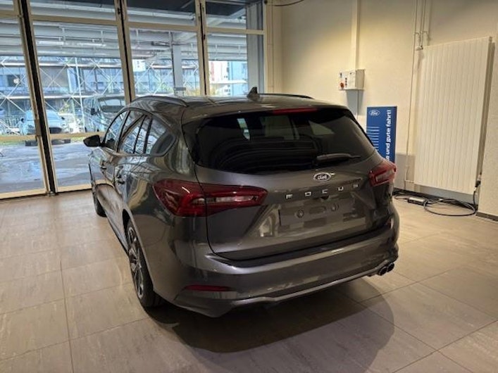 Vehicle image FORD FOCUS