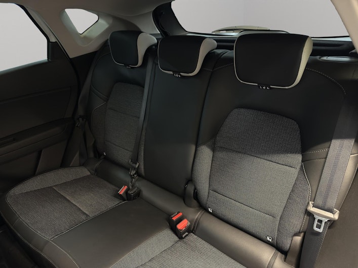 Vehicle image MITSUBISHI ASX