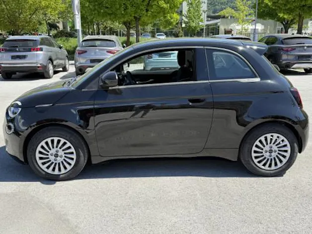 Fiat 500 el 87 kW Cult Edition
