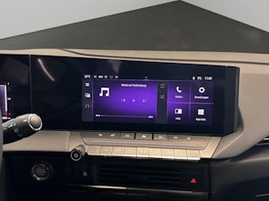 Vehicle image OPEL Astra 1.6 T PHEV 180 Swiss Premium