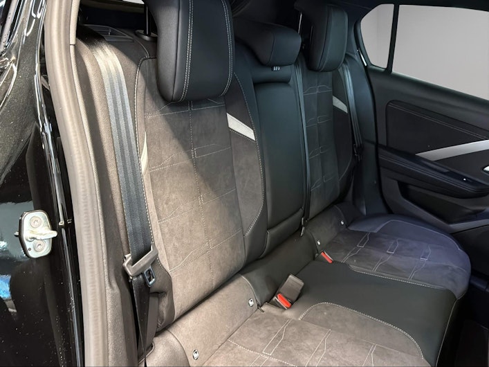 Vehicle image OPEL ASTRA