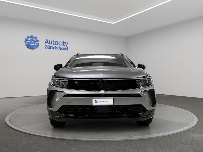 Vehicle image OPEL GRANDLAND