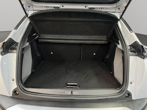 Vehicle image PEUGEOT 2008 e-GT