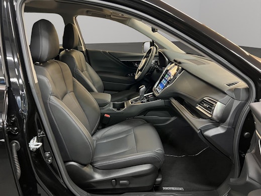 SUBARU Outback 2.5i Luxury 3