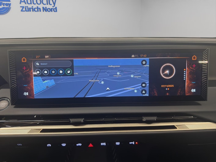 Vehicle image DS AUTOMOBILES DS N°8