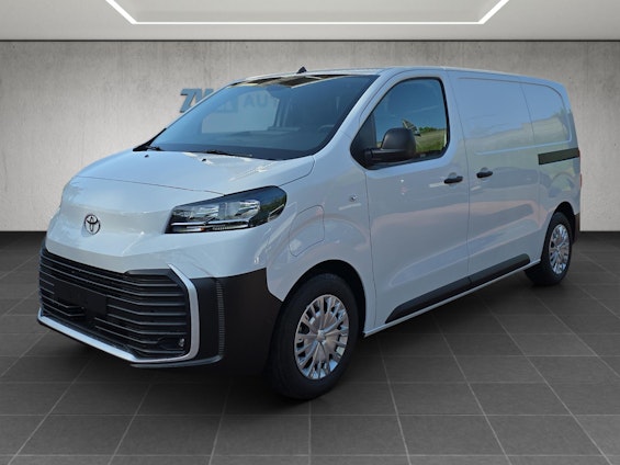 First vehicle image