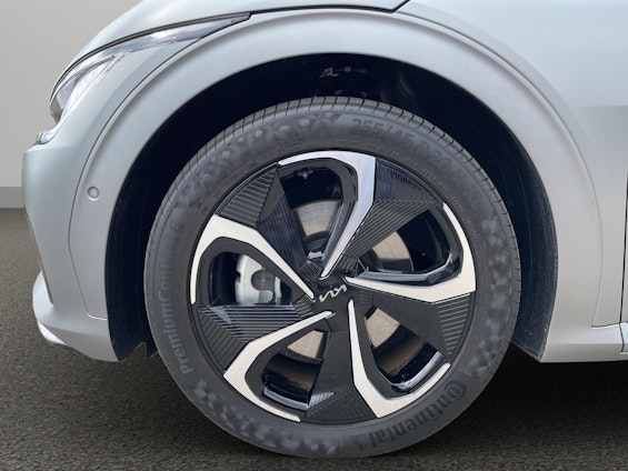 Vehicle image 10 Vehicle image 10